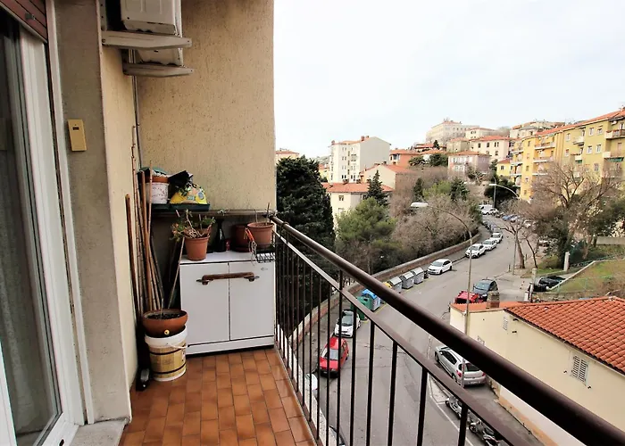 Apartment Darma Parla Di Mare *